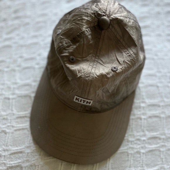 Classic Kith Cinder Cap. Only worn a couple of times! Selling online for $199. - Picture 4 of 9
